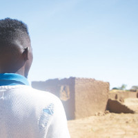 Darfur bombardment: Doctor tells survival story