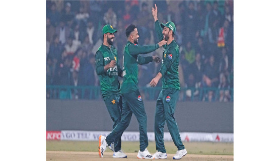 Pakistan departs for T20 WCup while waiting for ICC reaction