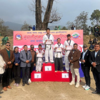 Price of gold and silver climbs again