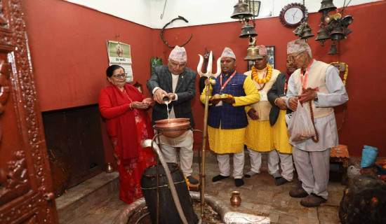 President Paudel conducts worship at Bhandareshwar Temple