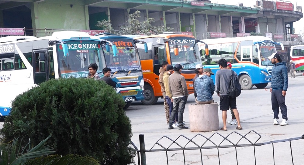 Over 750 thousand leave Kathmandu Valley for hometowns for HoR voting