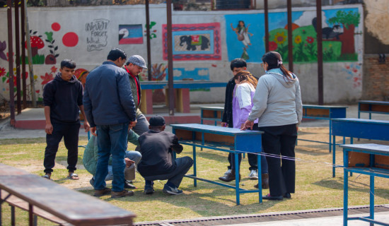 Construction of polling stations begins