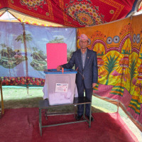 UML General Secretary Pokhrel casts vote