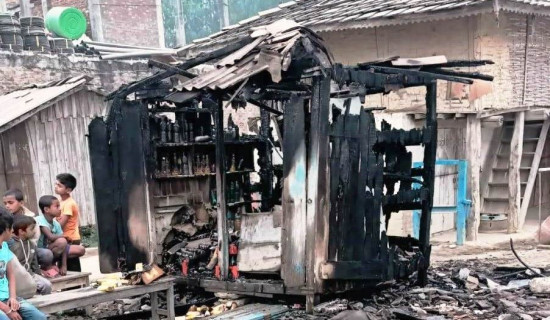 Liquor shop set on fire, property worth nearly Rs. 2 mln damaged