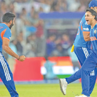 NSC awards eight athletes of four sports