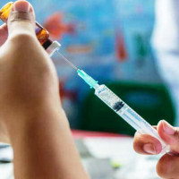 Throng of people takes holy bath at Shali River(Photo Feature)