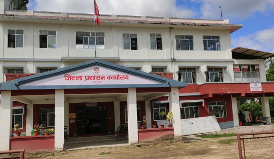 Administration directs education consultancies to receive permission