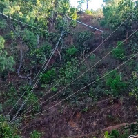 Dolakha people migrating from reconstructed houses