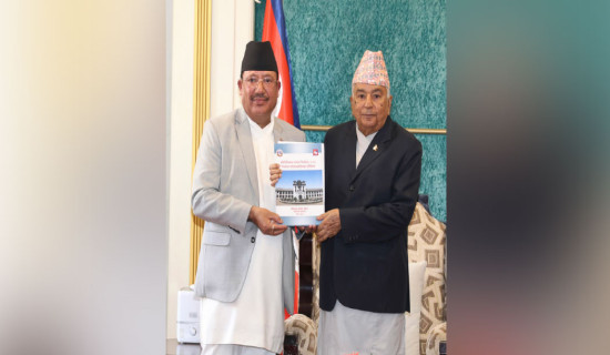 EC submits poll report to President