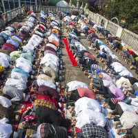 Budget discussions continue in House