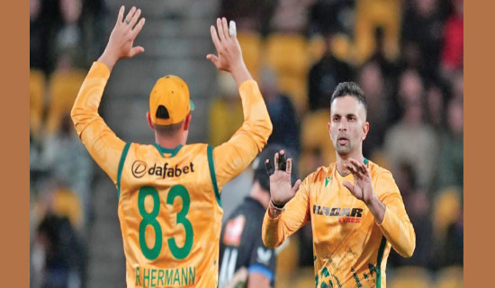 Spinners shine as SA beat NZ by 19 runs