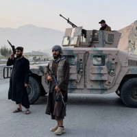 Silent brain changes precede Alzheimer's, new clues emerge