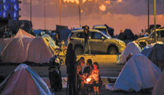 Iran fires missiles after Trump warning