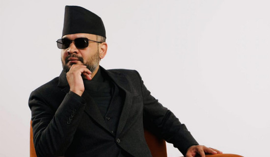 Manual signal is solution as many traffic lights don't work in Valley