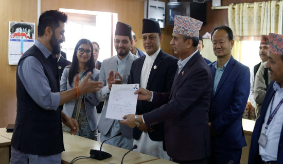 Aryal registers candidacy for HoR Speaker